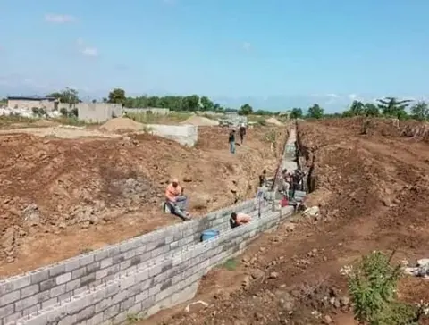 Foto de A pesar del ultimátum, las obras del canal continuaron