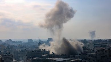 Foto de Aviones de combate atacan Gaza mientras Israel reanuda ofensiva |  ACN