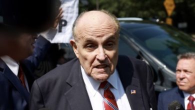 Foto de Condenan Rudy Giuliani a pagar 135 millones a dos funcionarias |  ACN