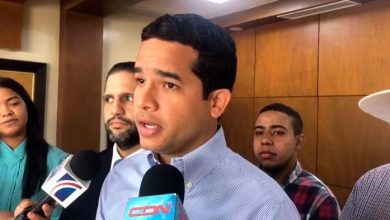 Foto de Omar pide suspender labores y despachar estudiantes por lluvia |  ACN
