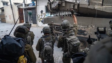 Foto de Fuerzas israelíes rescatan a dos rehenes en Rafah, en el sur de la Franja de Gaza