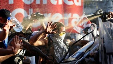 Foto de Enfrentamientos en Argentina en medio de polémica por ley