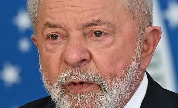 Foto de Lula se reúne con ministros tras caída de popularidad