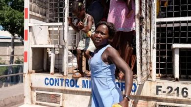 Foto de Los migrantes haitianos que República Dominicana está obligando a regresar a su país pese a la oleada de violencia que vive la nación caribeña