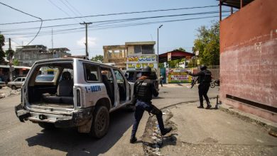 Foto de La Policía y las bandas libran intensos combates en el centro de la capital de Haití