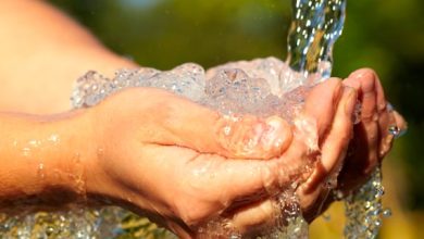 Foto de Papa lamenta que recursos para llevar el agua sean desviados