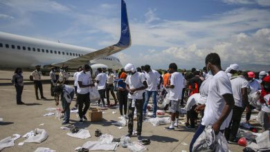 Foto de FLORIDA: También Biden recibe presiones por ilegales haitianos | ACN