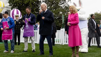 Foto de Biden abre la Casa Blanca a miles de niños en Pascua