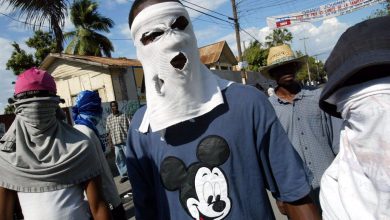 Foto de Bandas armadas atacan la caravana del primer ministro haitiano en su visita a un hospital