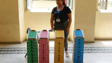 Foto de Los centros electorales cierran en Panamá y dan paso al conteo de votos