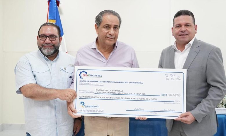 Foto de Proindustria entrega fondos para remozamiento subestación de bomberos de Zona Franca La Vega – ACN (República Dominicana)