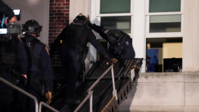 Foto de Policía de Nueva York desaloja el edificio de la Universidad de Columbia