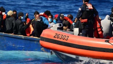 Foto de Guardia Costera repatria a 51 inmigrantes dominicanos que intentaron entrar a Puerto Rico