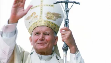 Foto de Un día como hoy nació San Juan Pablo II, el Papa peregrino