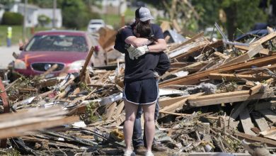 Foto de EEUU: Al menos cinco muertos y 35 heridos por tornados en Iowa |  ACN
