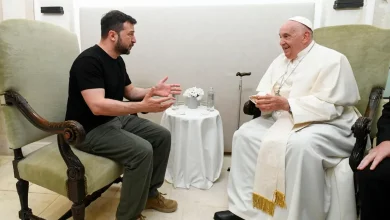 Foto de El papa aterriza en el G7 y se reunirá con Biden