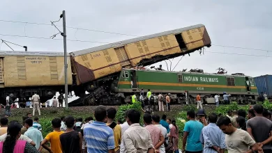 Foto de 8 muertos en un choque de trenes en el este de India