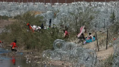 Foto de EEUU ignora miedo de migrantes en frontera a ser deportados