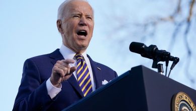 Foto de Biden insta a los demócratas a poner fin al drama interno y centrarse en vencer a Trump
