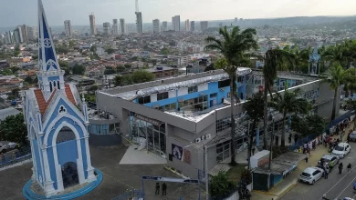 Foto de Al menos dos muertos y 22 heridos derrumbarse techo