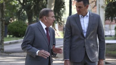 Foto de El Gobierno español trabaja “sin descanso” para liberar a los dos ciudadanos detenidos en Venezuela