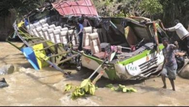Foto de Al menos 28 muertos y 19 heridos en Etiopía al caer un autobús a un río
