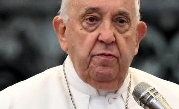 Foto de El papa pide a la Iglesia evitar fanatismos y “obsesiones de otro tiempo” en su encíclica