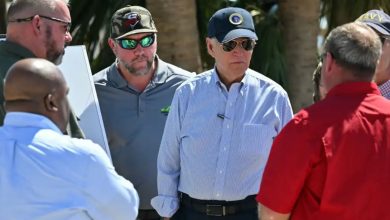 Foto de Biden visita zonas devastadas por el huracán Helene en la Florida |  ACN