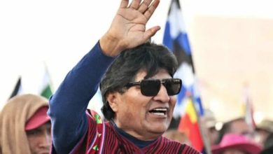 Foto de Evo Morales denuncia ataque contra vehículo en que viajaba