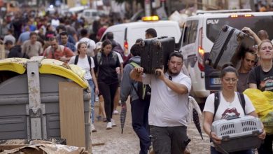 Foto de Latinoamericanos sufren en Valencia luego de temporal