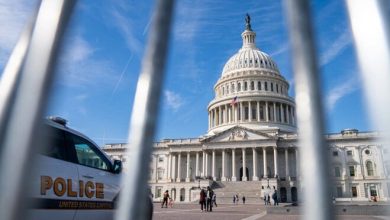 Foto de EU: Policía detiene en Capitolio hombre «olía a combustible» |  ACN