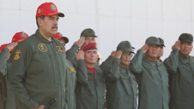 Foto de VENEZUELA: Maduro condecora a los 21 sancionados por los EEUU |  ACN