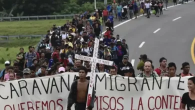 Foto de Gran caravana va hacia la frontera sur de México