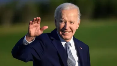 Foto de Senadores hispanos urgen a Biden proteger a inmigrantes