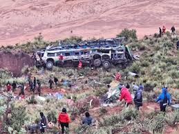 Foto de BOLIVIA: Aumentan a más de 30 muertos en accidente autobús |  ACN