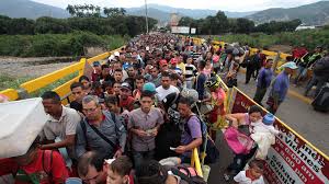 Foto de Venezolanos salen a las calles en solidaridad con migrantes |  ACN