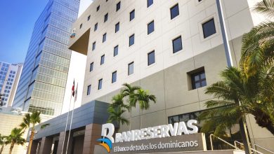 Foto de Oficina Banreservas Salcedo opera con normalidad tras desplome de fachada – ACN (República Dominicana)