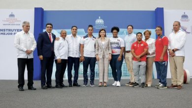 Foto de Raquel Peña y Bonilla entregan Pabellón Levantamiento de Pesas