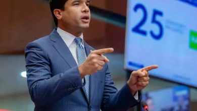 Foto de Omar Fernández defiende se libere de impuestos salarios por debajo de RD$52,000 – ACN (República Dominicana)