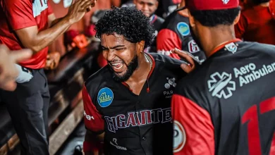 Foto de Gutiérrez y Franco guían a Gigantes sobre Estrellas