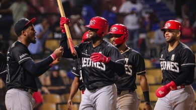 Foto de Alexander Canario conecta dos de cuatro cuadrangulares en paliza sobre Licey