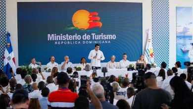 Foto de David Collado inaugura estacionamiento para más de 270 vehículos de motor en Bayahíbe – ACN (República Dominicana)