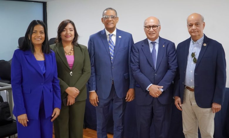 Foto de Gremios empresariales interponen ante TC acción directa Ley Residuos Sólidos – ACN (República Dominicana)