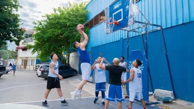 Foto de El Ministerio de la Juventud entrega canchas móviles de baloncesto en barrios del Gran Santo Domingo