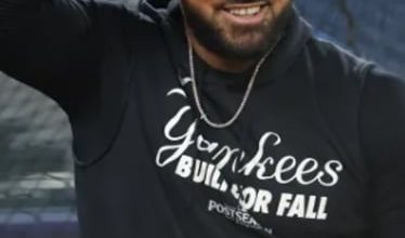 Foto de Jasson Domínguez progresa en el jardín izquierdo