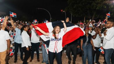 Foto de Carolina Mejía colocó pantalla gigante para el Clasico