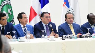 Foto de Gobierno se reúne con iglesias evangélicas para tratar sobre crisis