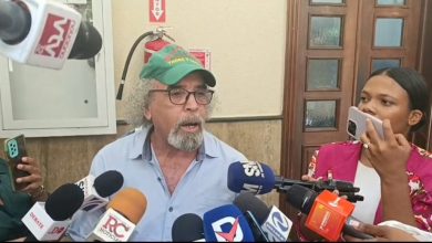 Foto de Padre Rogelio pide detener trabajos del Jet Set