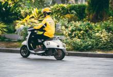 Foto de China formaliza la transparencia de los algoritmos y la protección de los trabajadores autónomos para 200 millones de trabajadores de plataformas con fecha límite de 2027