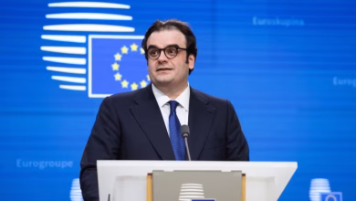 Foto de Los ministros de finanzas de la eurozona discutirán Mythos AI de Anthropic, ya que ningún gobierno de la UE tiene acceso y la Casa Blanca bloquea la expansión.
